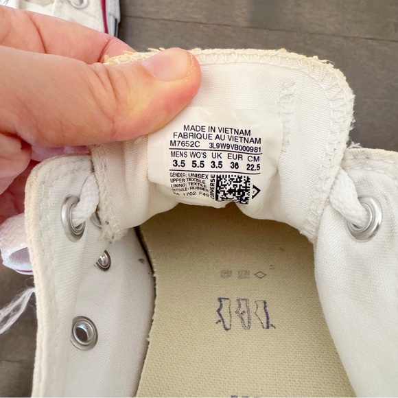 Converse Chuck Taylor All Star Low top in Cream White Women US 5.5. Sneakers. - Picture 8 of 13